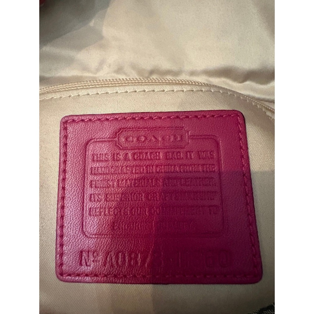 Coach Signature Soho Flap Shoulder Bag | Pink Accent | Y2K - Picture 3 of 7
